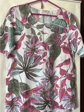 Terzo Millennio branded 100% linen top, made in Italy, medium